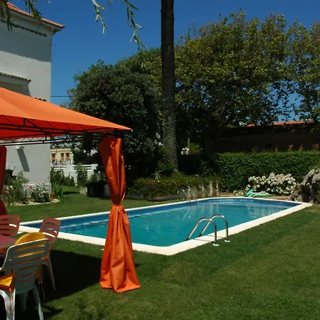 Roses Village 4*